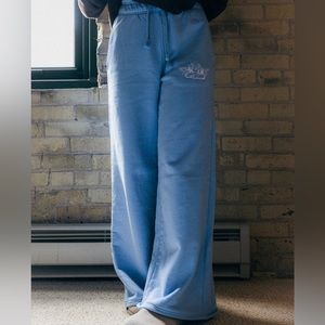 @boyslie brady sweats